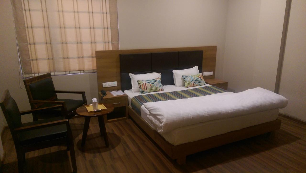 The Premier Hotel Kota  Exterior photo